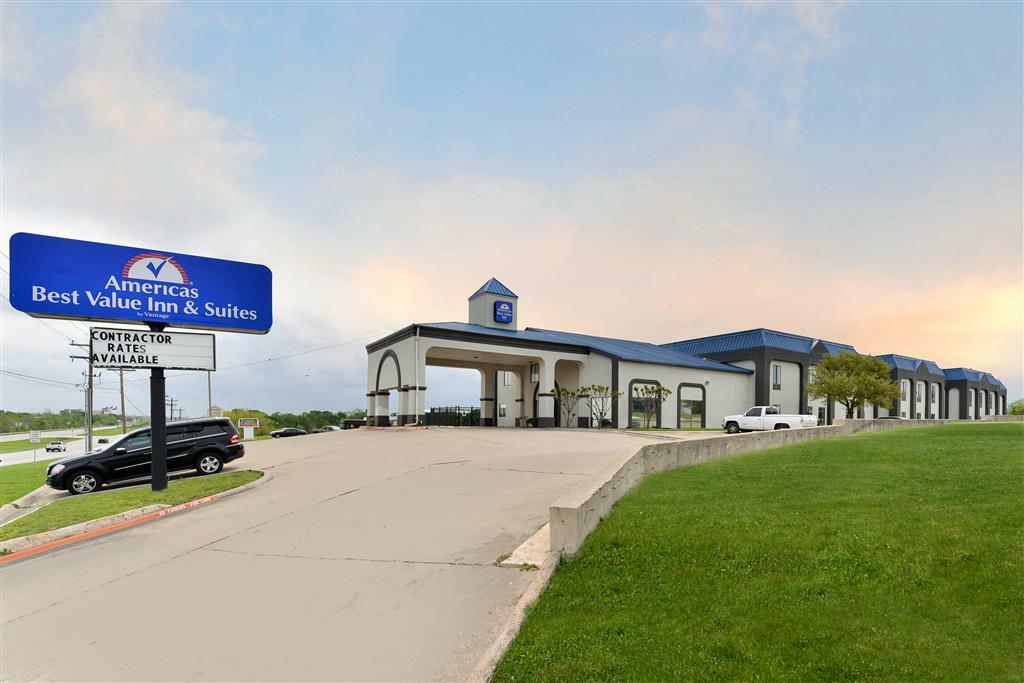 Red Roof Inn & Suites Austin East - Manor Luaran gambar